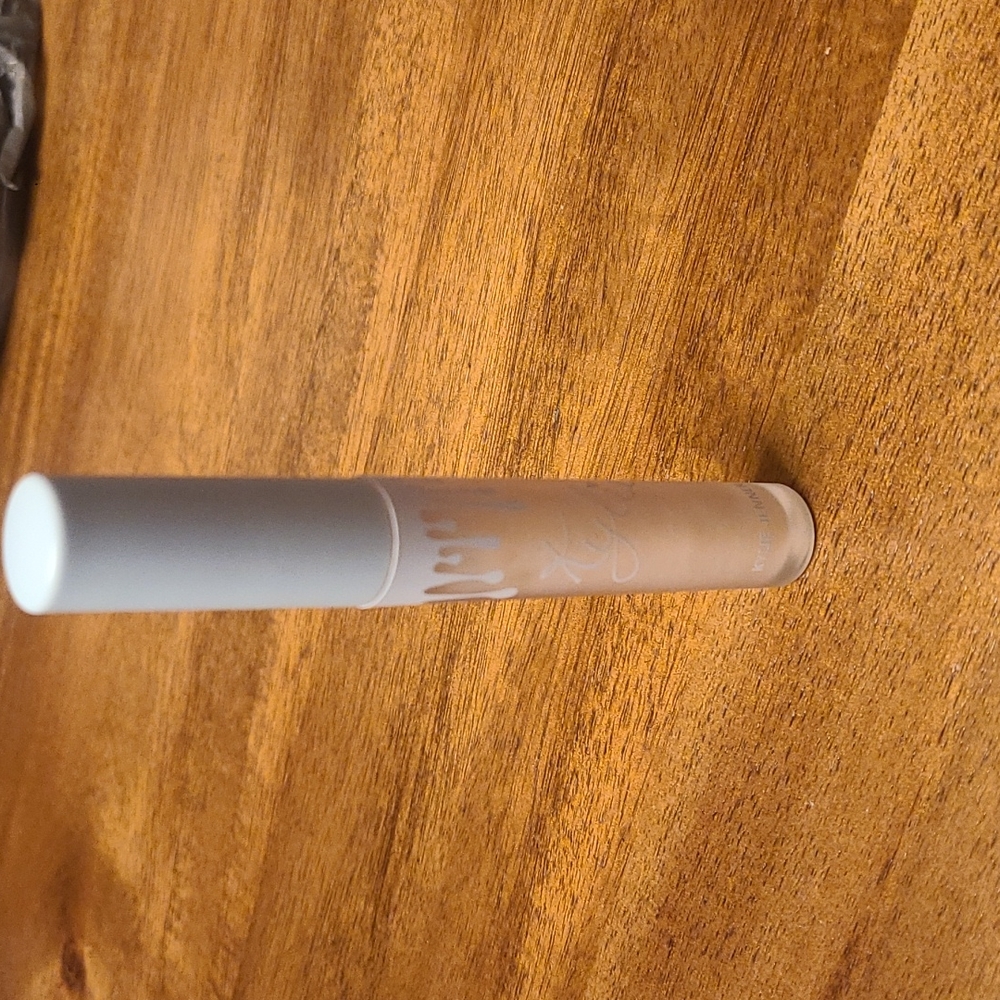 Kylie Cosmetics Snow Sparkle Glitter Gloss